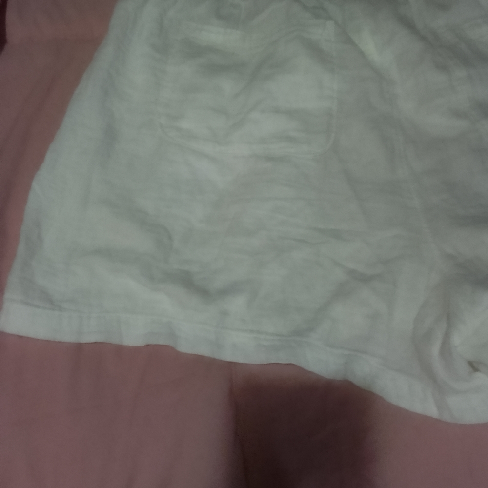 Old Navy Cream Drawstring Shorts - Picture 7 of 8